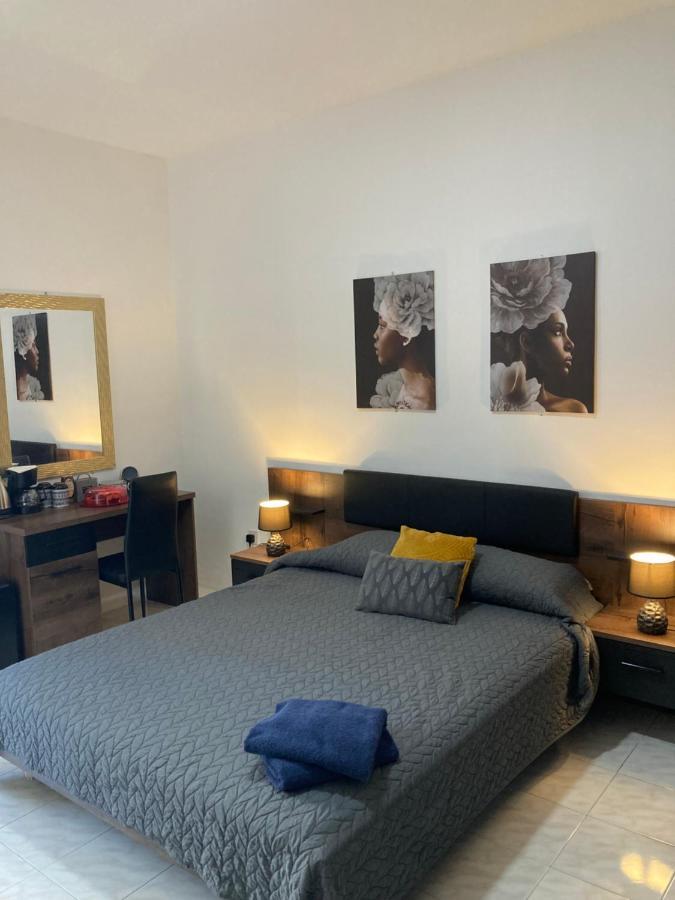 Boutique Rooms Sliema Buitenkant foto