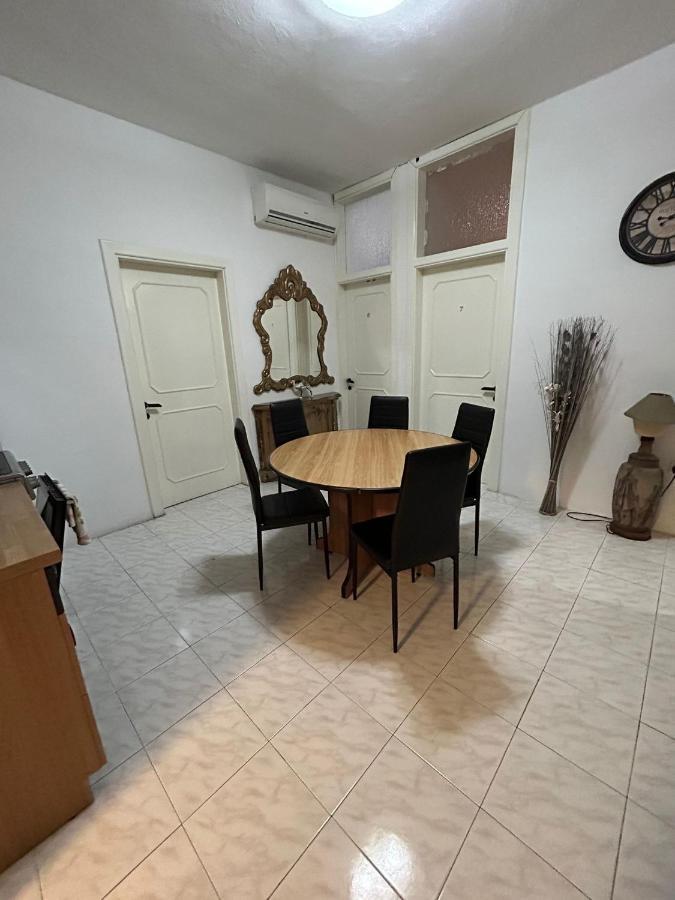 Boutique Rooms Sliema Buitenkant foto